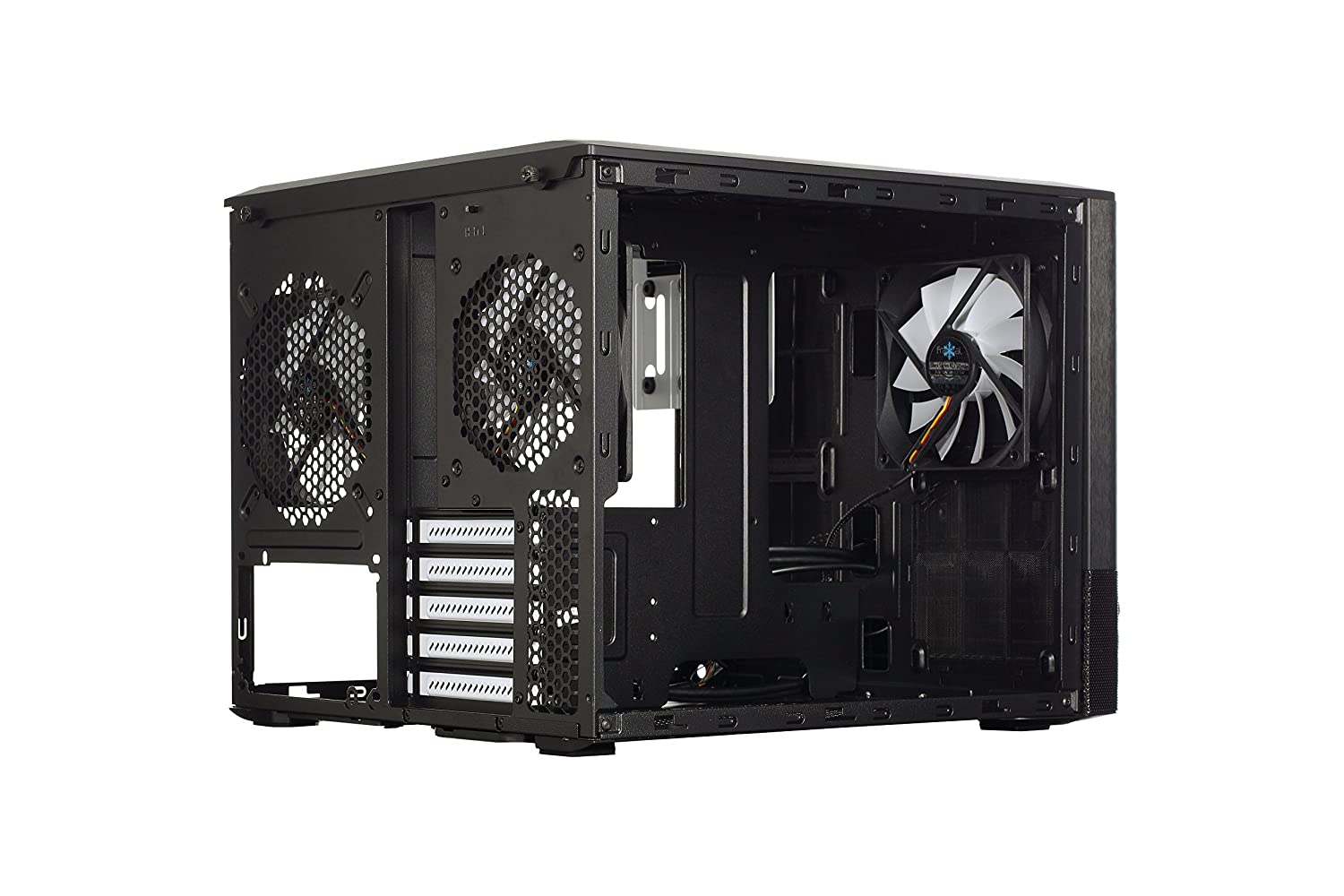 Fractal Design Node 804 Window Cabinet - image 5