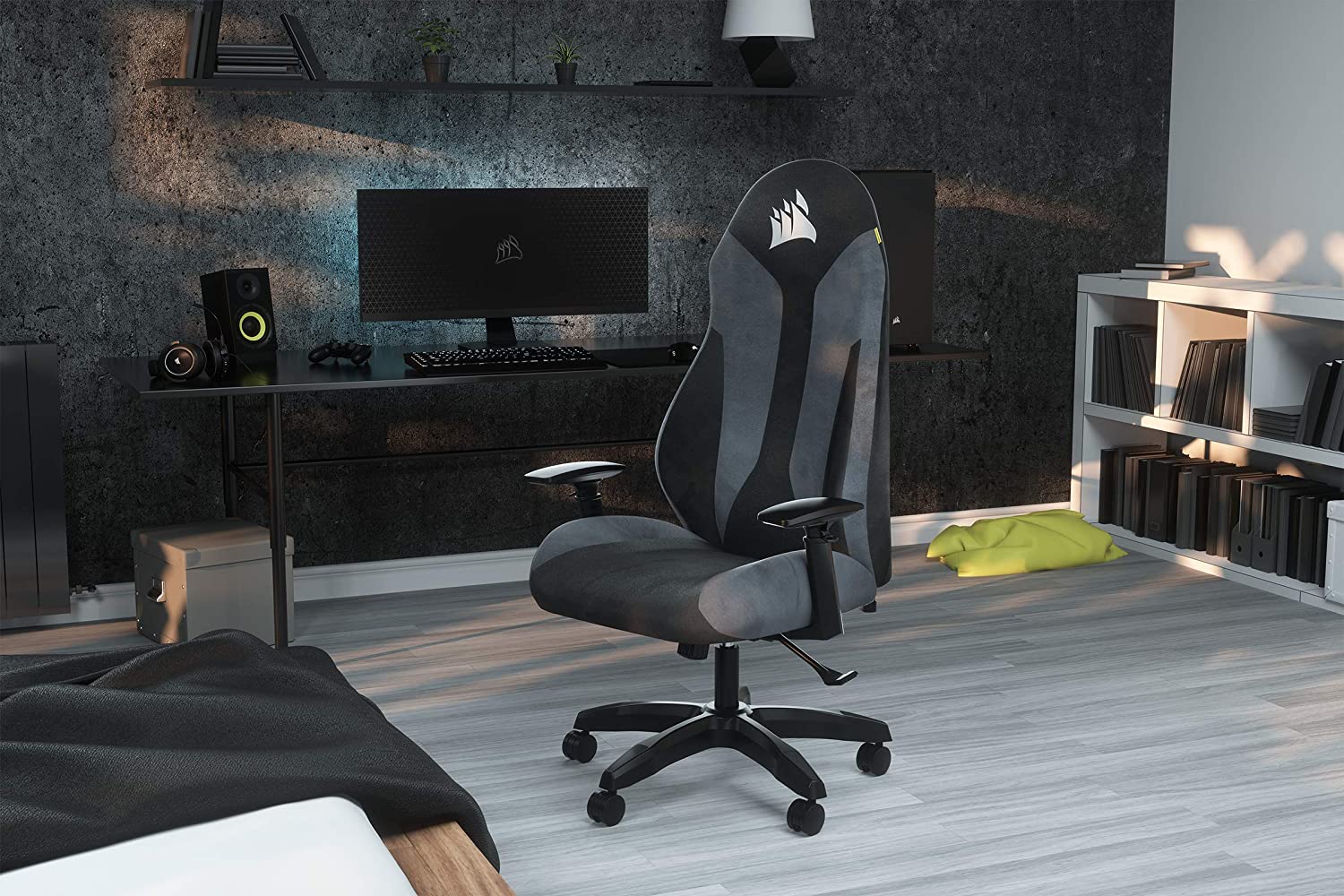 CORSAIR Gaming Chair TC60 Fabric Grey Relaxed Fit - image 3