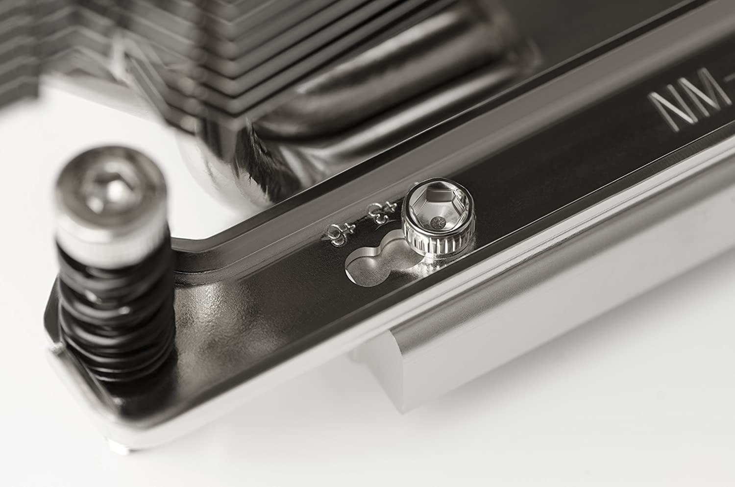 Noctua NH-U14S TR4-SP3 CPU Air Cooler - image 4