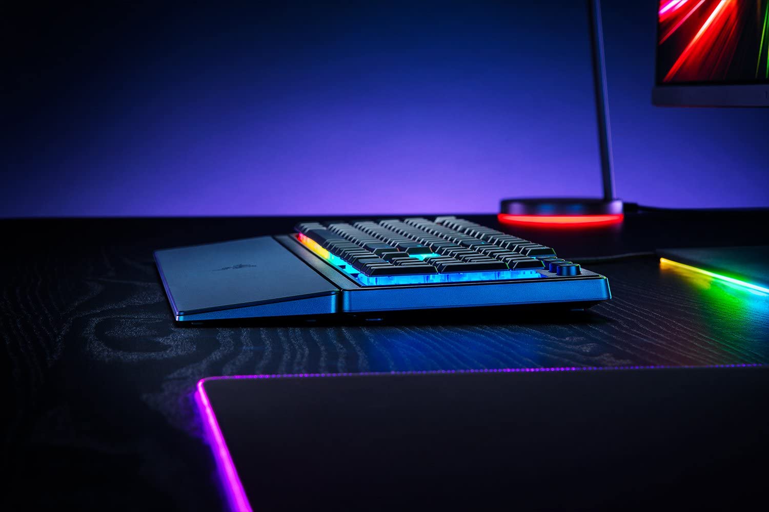 Razer Ornata V3 Gaming Keyboard - image 7