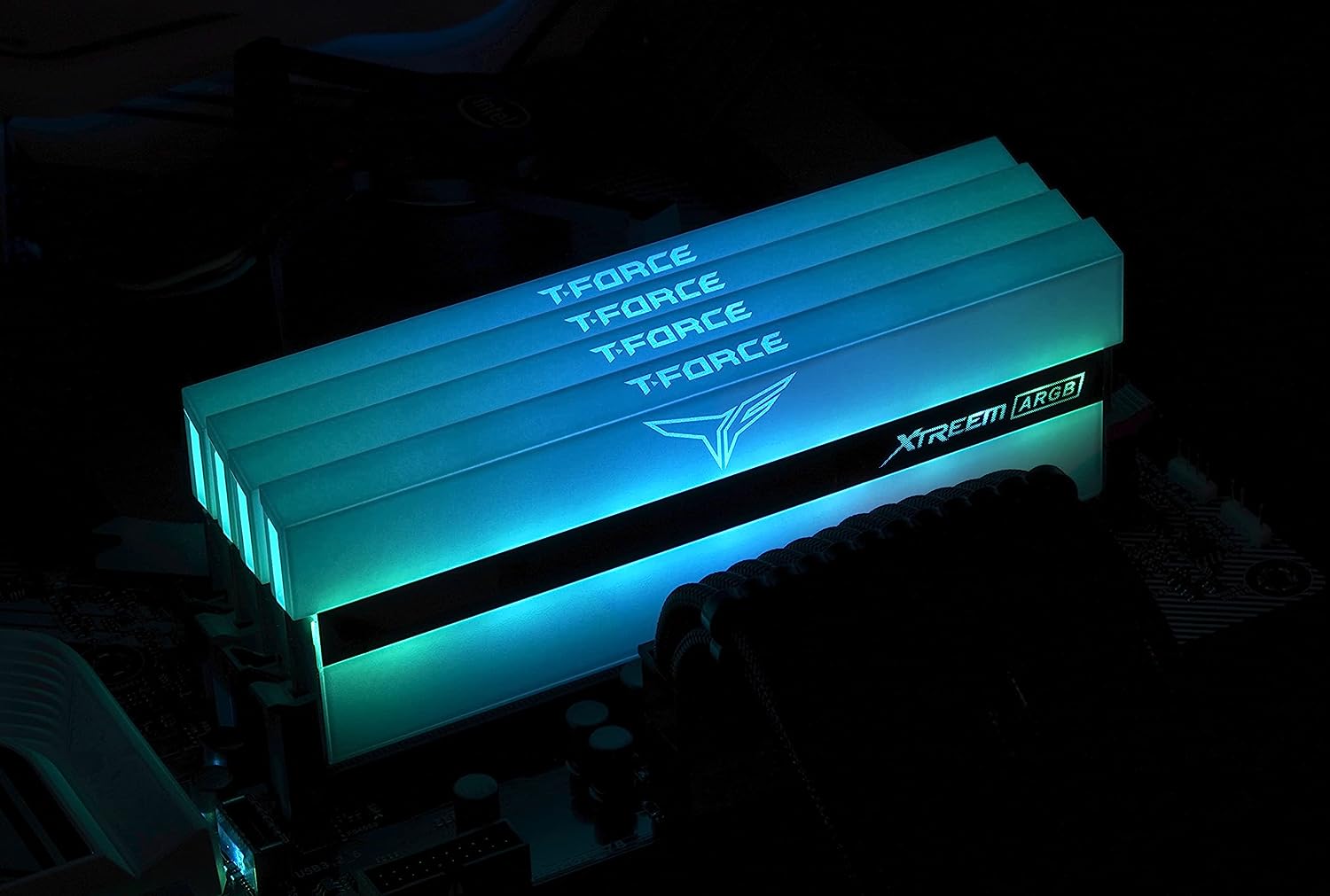 Teamgroup Xtreem ARGB White 32GB 3600Mhz DDR4 Kit - image 3