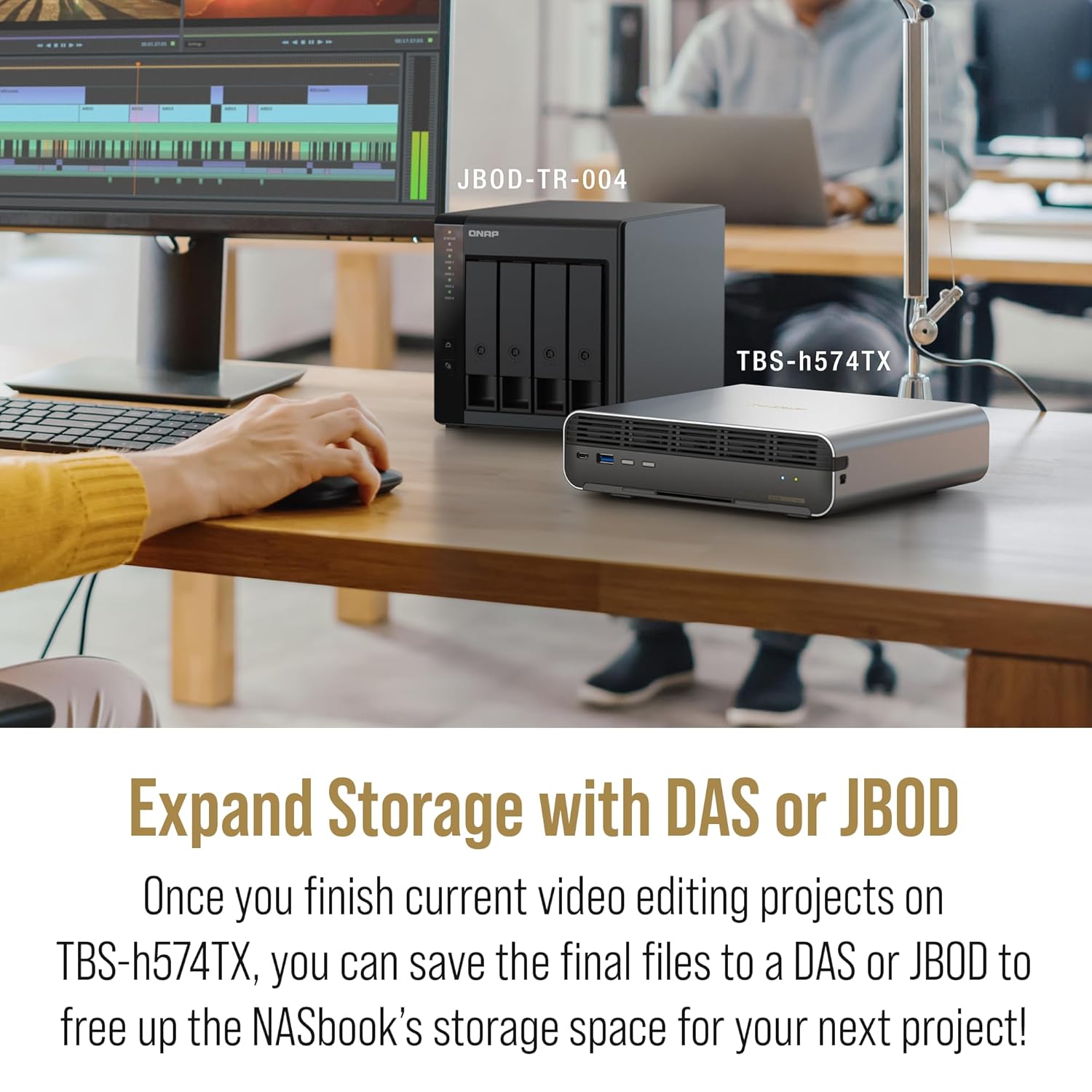 Qnap TBS-h574TX-i3-12G 5-Bay High Performance NASbook - image 7